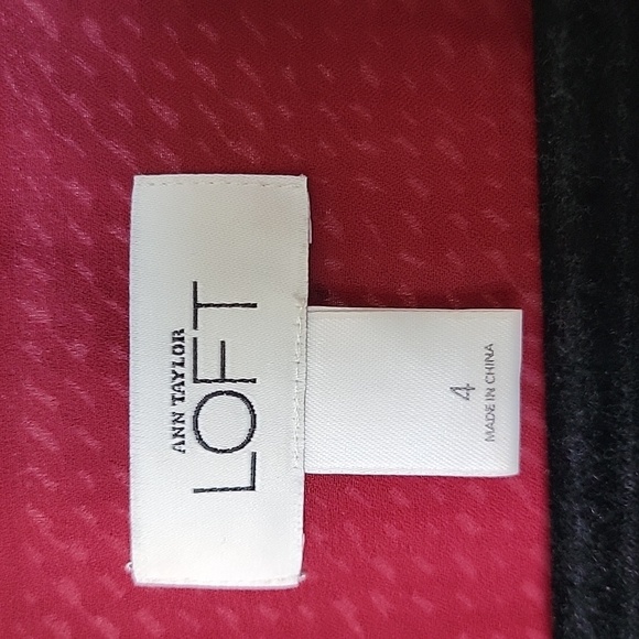 Loft size 4 twist front sleeveless blouse 90's Y2K Workplace Siren - Picture 3 of 8